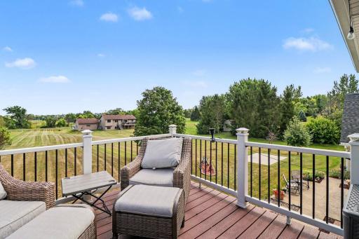 Maintenance free deck installed in 2021.