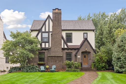 Photo for 215 W Minnehaha Parkway, Minneapolis, MN 55419 - listing #7136355 Ideally located on Minnehaha Pkwy steps from the bike and walking trails. More than 10 restaurants/ coffee shops within 1 mile.
