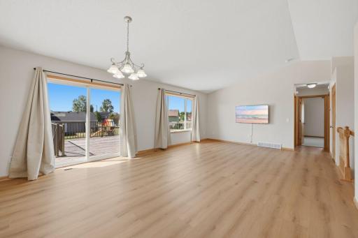 5-print-605_7th_Ave_SW-3.jpg