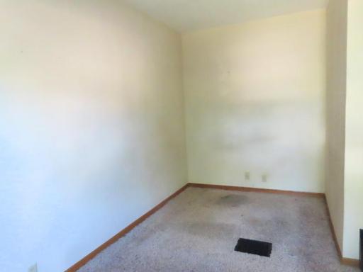 518 Main Avenue N, Thief River Falls, MN 56701