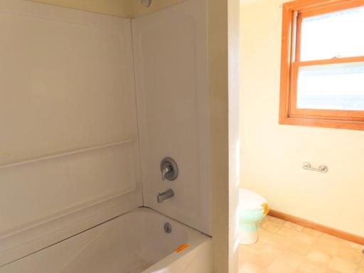 518 Main Avenue N, Thief River Falls, MN 56701