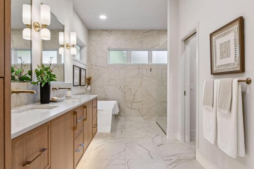 719 Ensconced Way, Chaska, MN 55318