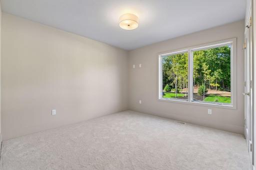 719 Ensconced Way, Chaska, MN 55318