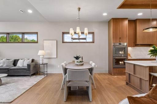 719 Ensconced Way, Chaska, MN 55318