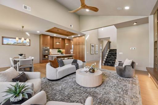 719 Ensconced Way, Chaska, MN 55318