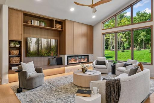 719 Ensconced Way, Chaska, MN 55318