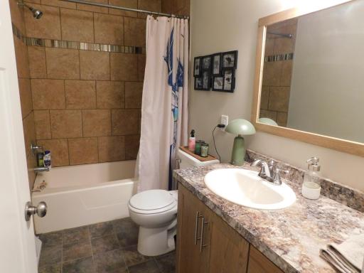 1017 17th Street N, Moorhead, MN 56560