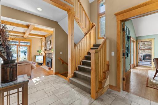945 Quentin Avenue S, Lakeland, MN 55043