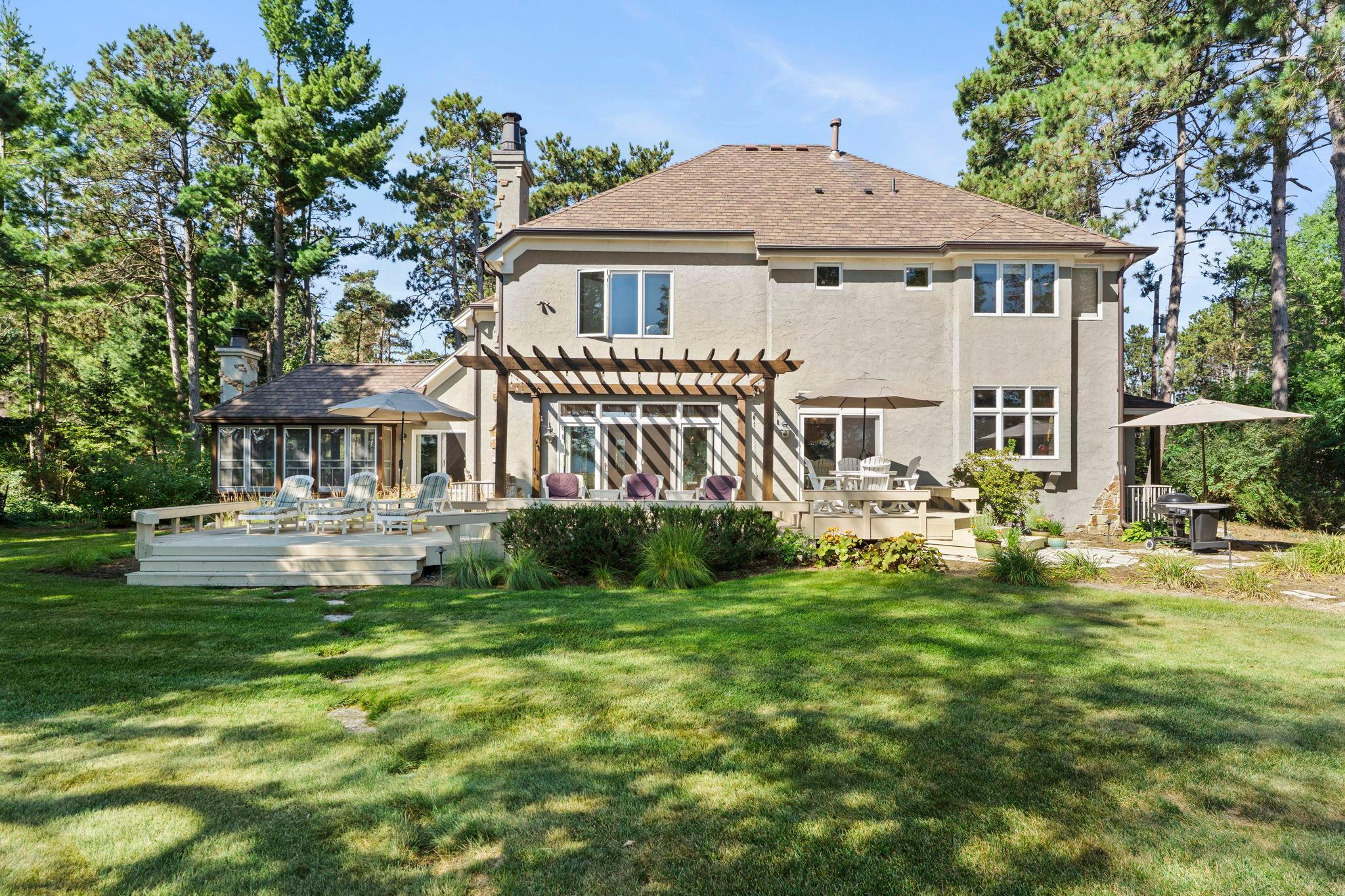 107-web-or-mls-945 Quentin Ave S-172.jpg