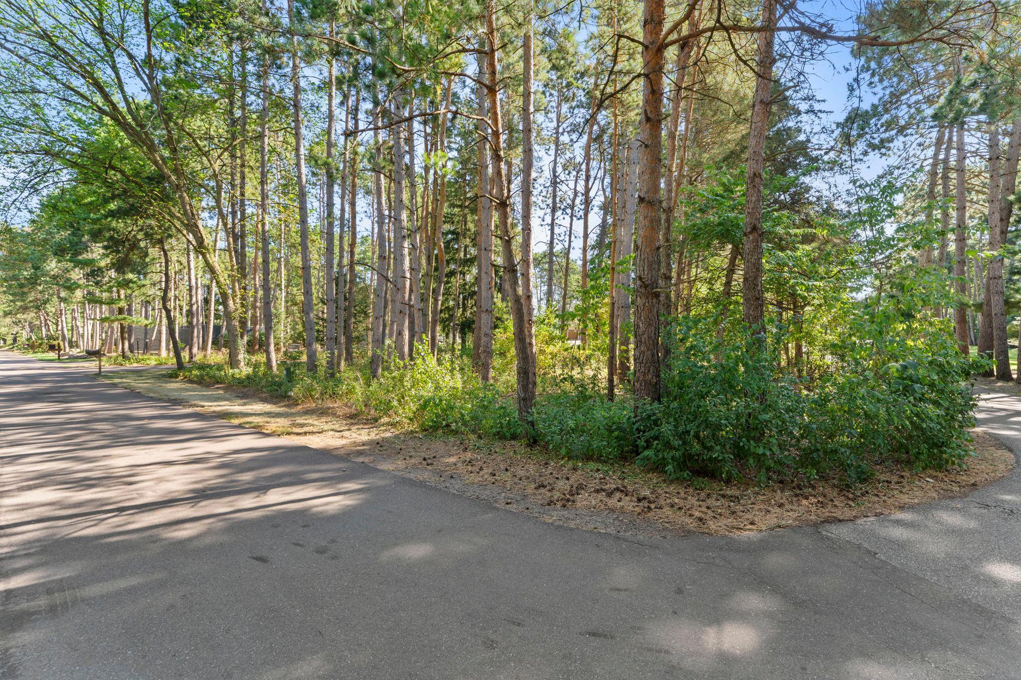 103-web-or-mls-945 Quentin Ave S-142.jpg
