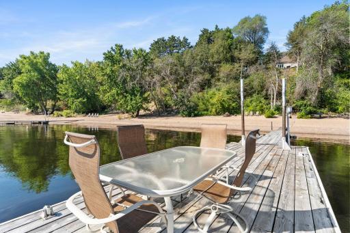 945 Quentin Avenue S, Lakeland, MN 55043