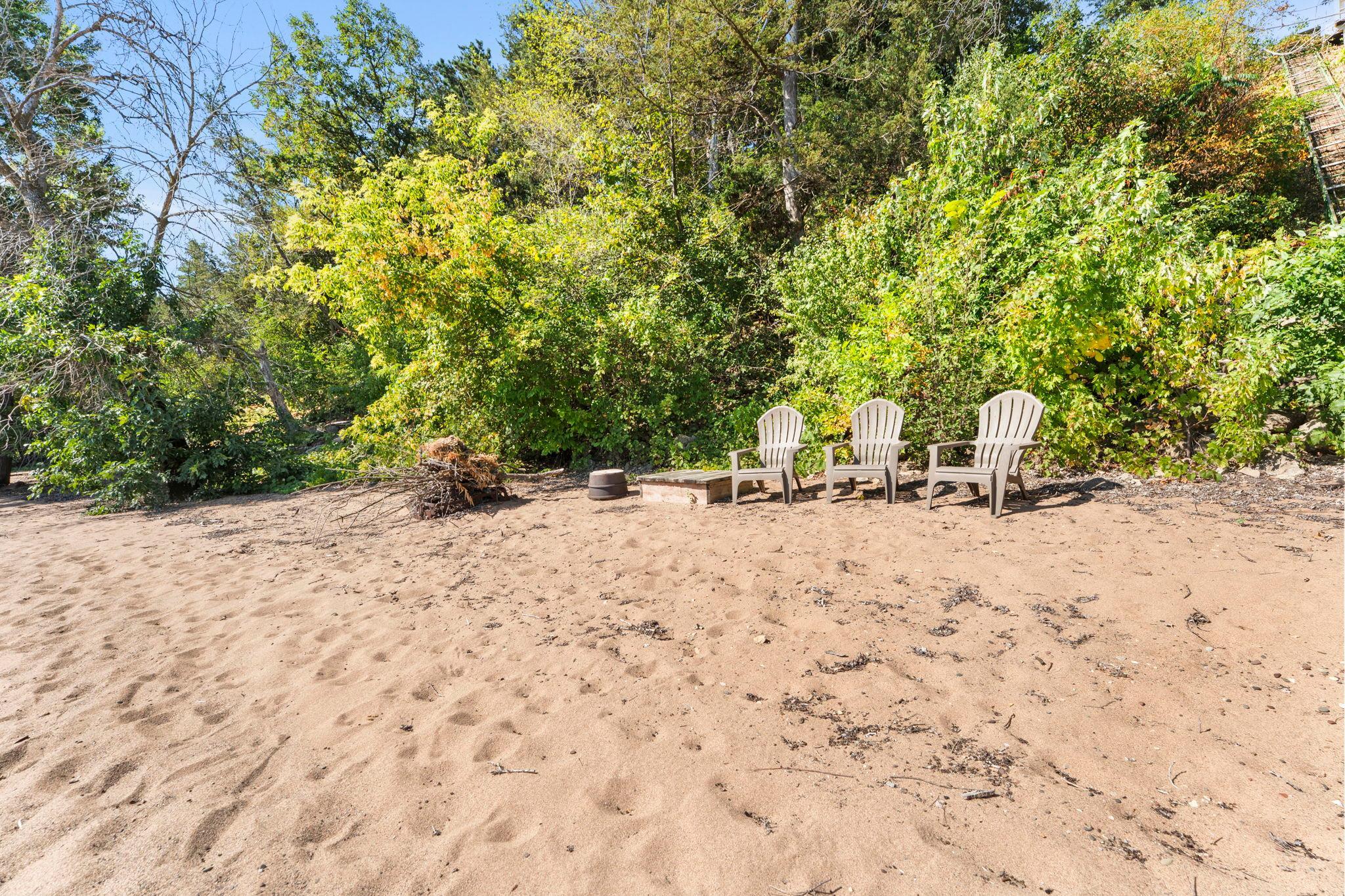 150 ft sandy shore
