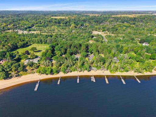 945 Quentin Avenue S, Lakeland, MN 55043
