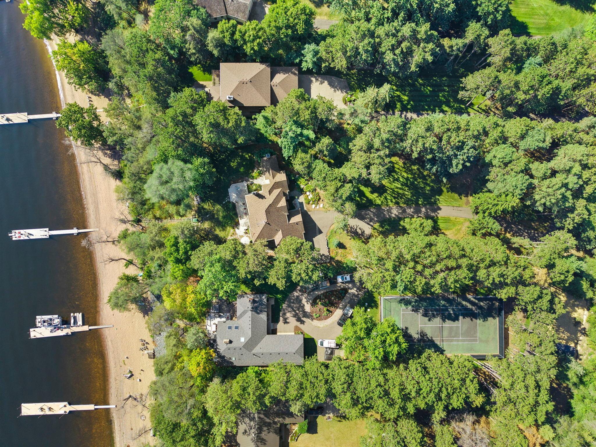134-web-or-mls-945 Quentin Ave S-105.jpg