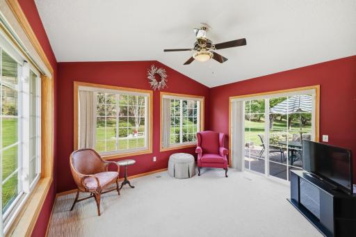 3824 93rd Avenue N, Brooklyn Park, MN 55443