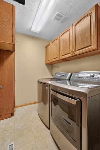 Laundry/Main Floor