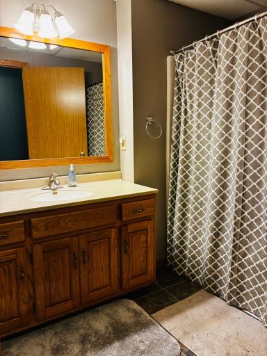 1960 Willow Avenue, Worthington, MN 56187