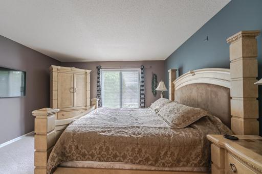 8348 Foxberry Drive, Savage, MN 55378