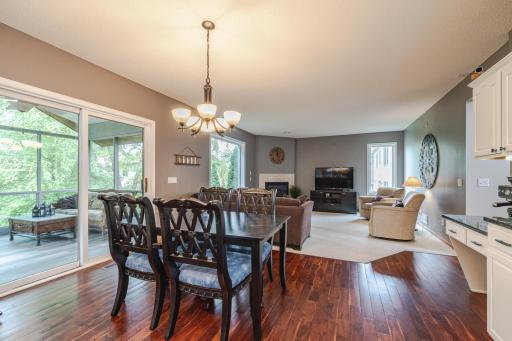 Large, eat-in dining. The kitchen also has an organization desk.