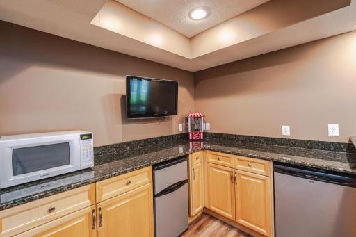 8348 Foxberry Drive, Savage, MN 55378