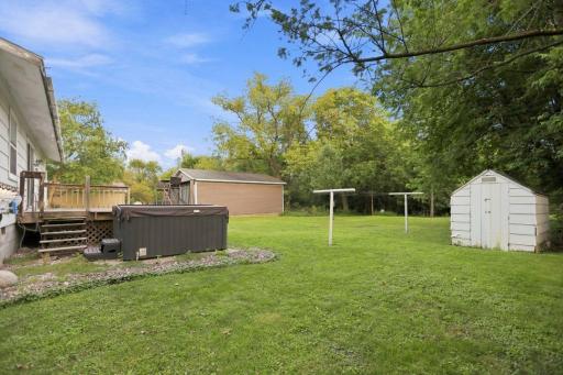 417 7th Avenue NW, Waseca, MN 56093