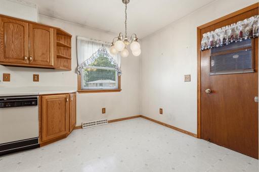 106 Ranch Avenue, Marshall, MN 56258