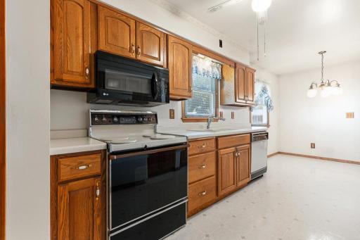106 Ranch Avenue, Marshall, MN 56258
