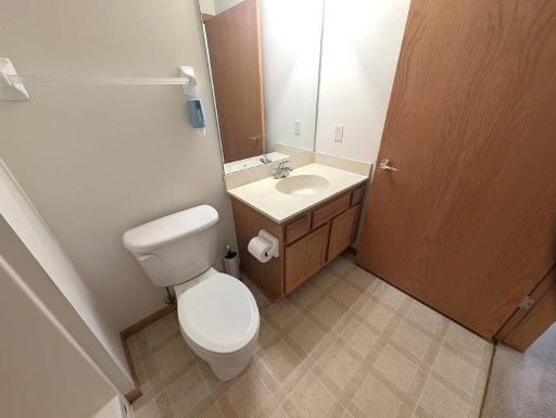 2231 Penn Place, 213, North Saint Paul, MN 55109