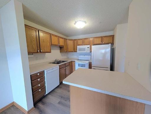 2231 Penn Place, 213, North Saint Paul, MN 55109