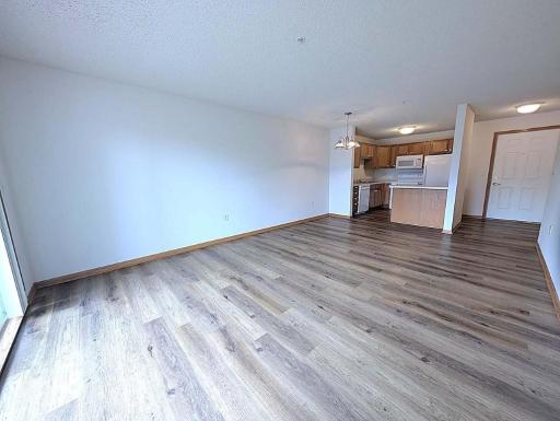 2231 Penn Place, 213, North Saint Paul, MN 55109