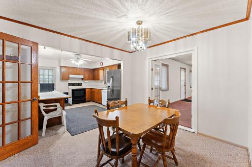 2986 Woodbridge Street, Roseville, MN 55113