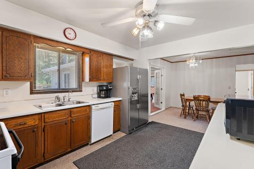 2986 Woodbridge Street, Roseville, MN 55113