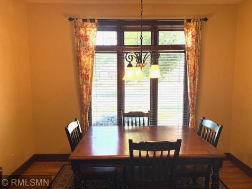 Kitchen Dining Area