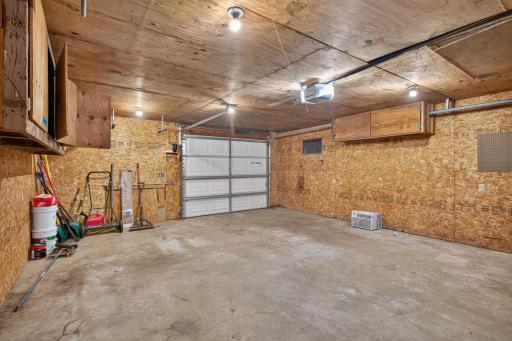 9636 Heath Avenue S, Cottage Grove, MN 55016