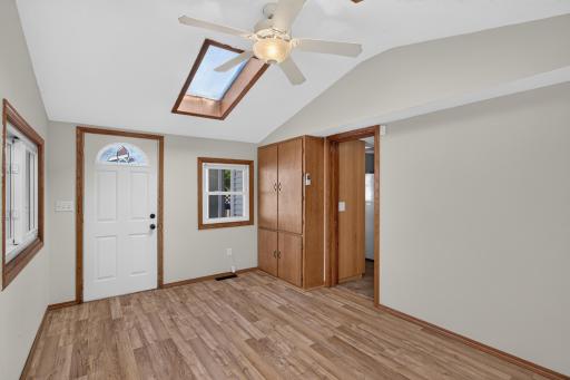 9636 Heath Avenue S, Cottage Grove, MN 55016