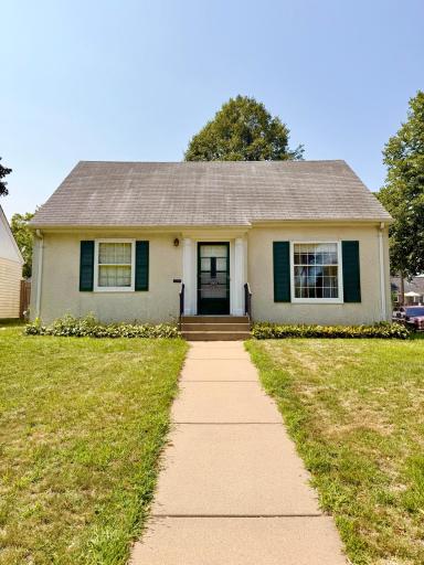 5900 Thomas Avenue S, Minneapolis, MN 55410