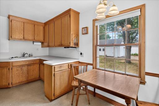 5900 Thomas Avenue S, Minneapolis, MN 55410