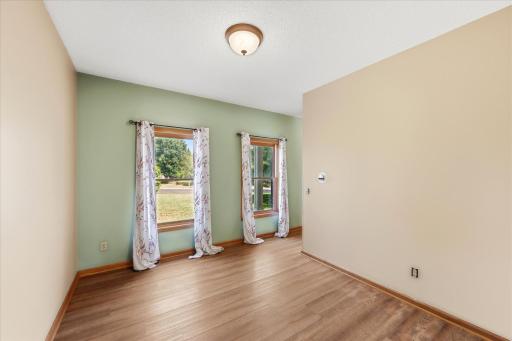 2084 Wallingford Circle, Woodbury, MN 55125