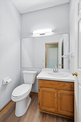 2084 Wallingford Circle, Woodbury, MN 55125