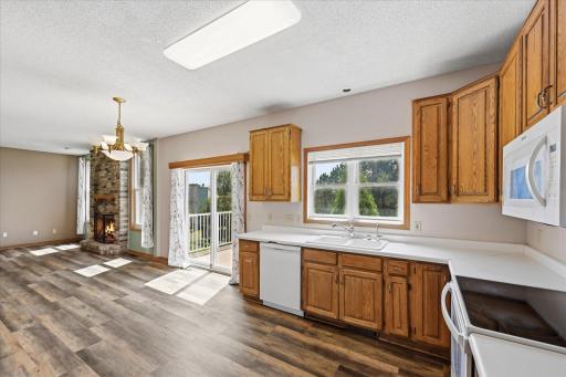 2084 Wallingford Circle, Woodbury, MN 55125