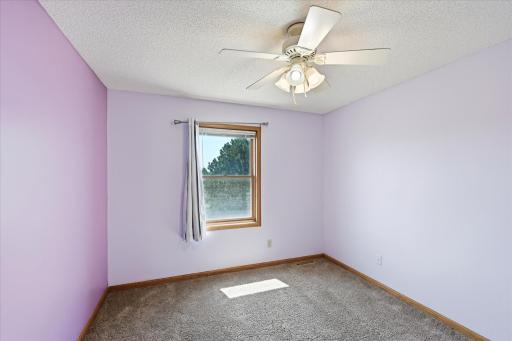 2084 Wallingford Circle, Woodbury, MN 55125