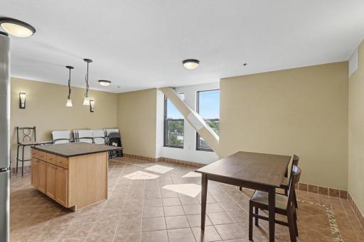 1502 5th Street N, 402, Hopkins, MN 55305
