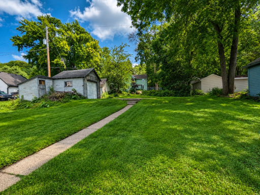 1017 N 6th Street, Mankato, MN 56001