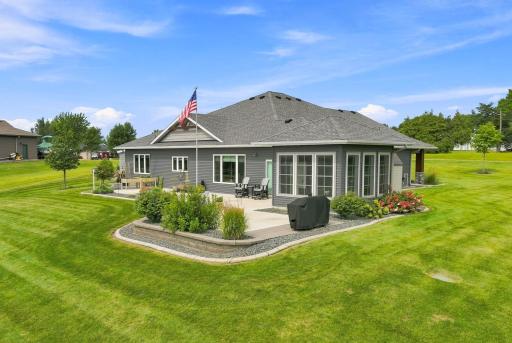 19135 Lake Volney Circle, Le Center, MN 56057