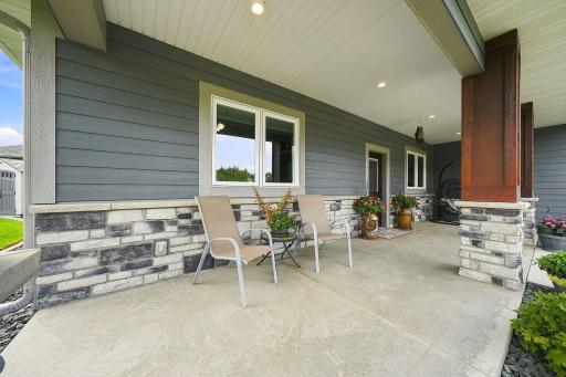 19135 Lake Volney Circle, Le Center, MN 56057