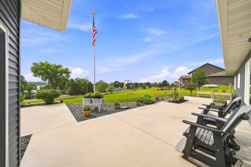 19135 Lake Volney Circle, Le Center, MN 56057