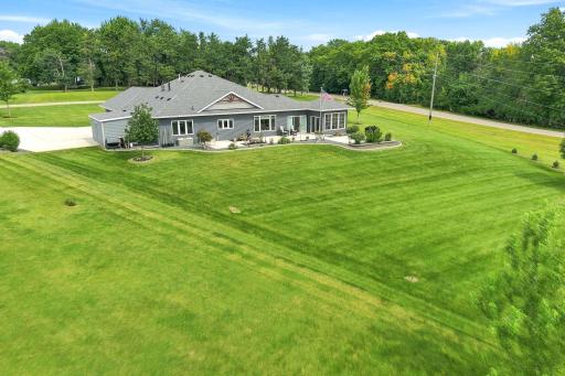 19135 Lake Volney Circle, Le Center, MN 56057