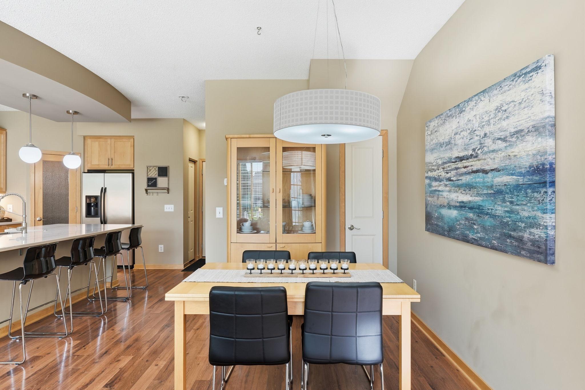 24-web-or-mls-A7405073.jpg