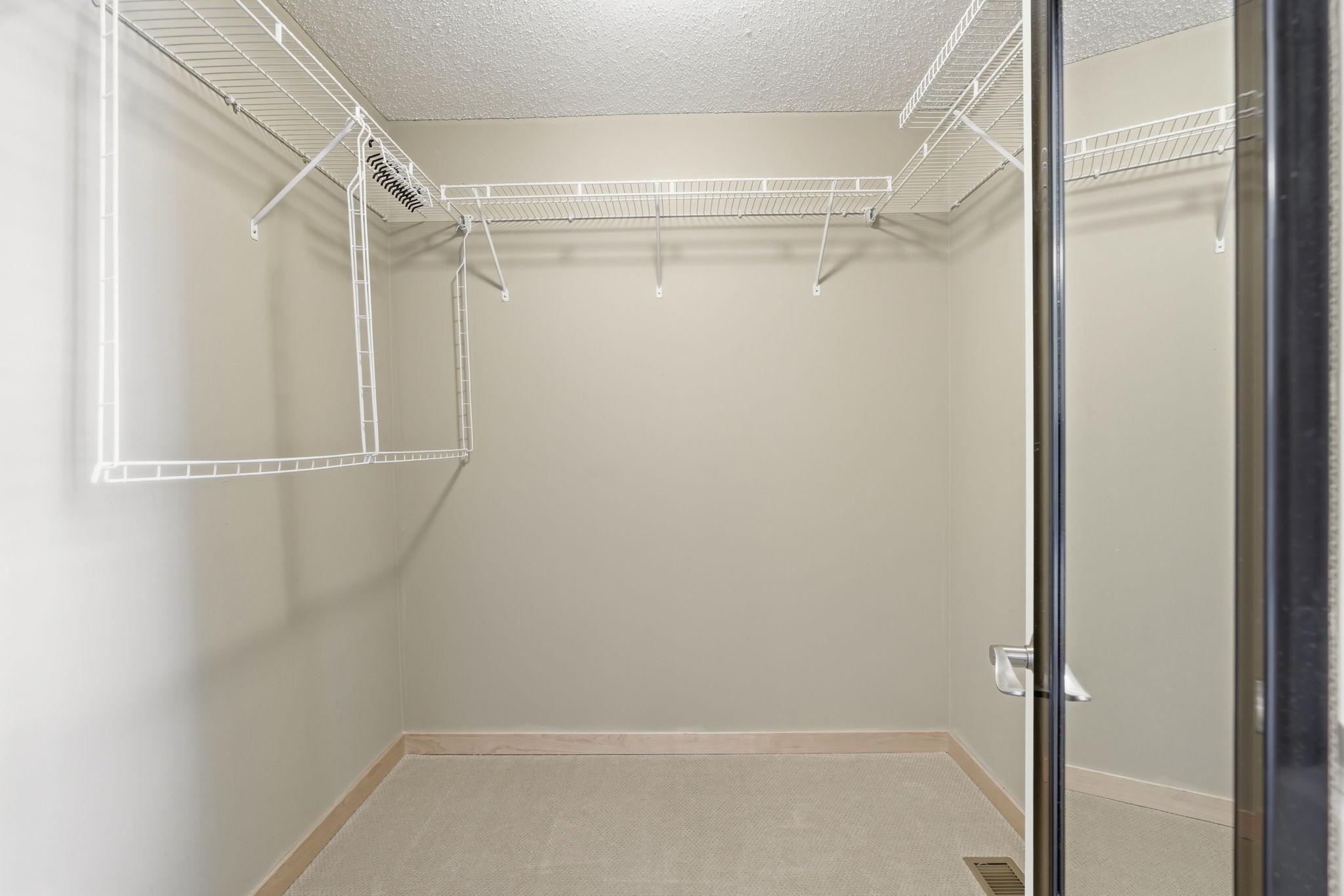 16-web-or-mls-A7405033.jpg