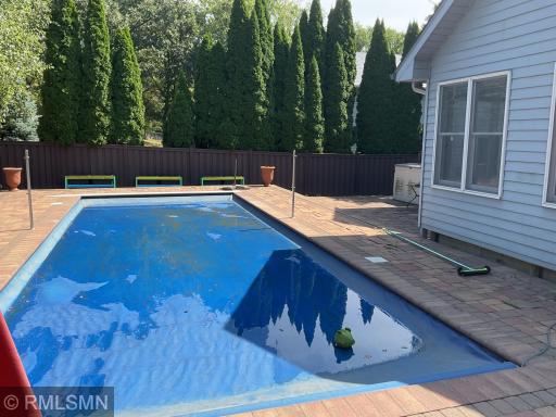 2145 14th Avenue E, North Saint Paul, MN 55109